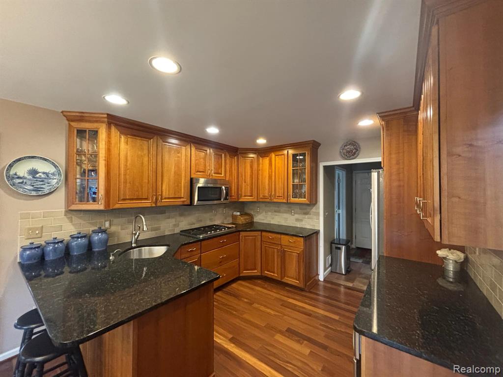7211 Hewitt Road, MI 48032 — Photo 4