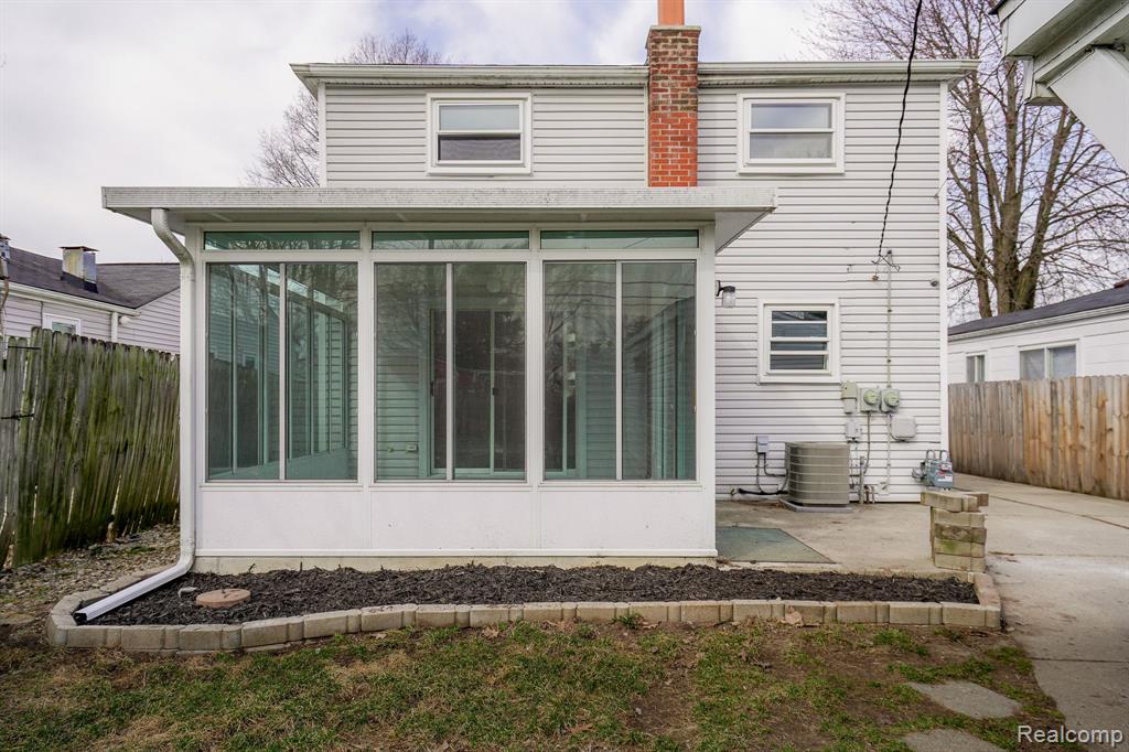 5943 FELLRATH Street, Taylor, MI 48180 — Photo 7