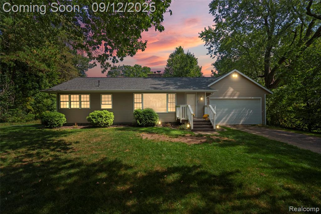 577 Bagley Street, Lake Orion, MI 48362 — front exterior