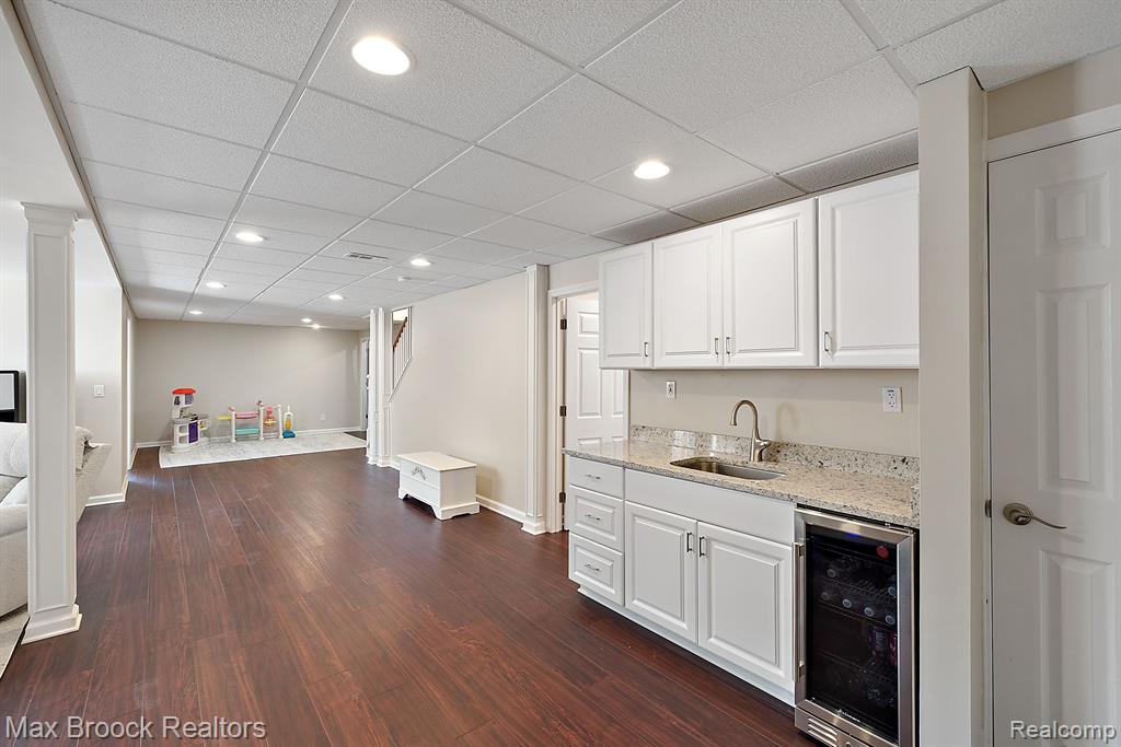 4536 SEDONA Drive, Clarkston, MI 48348 — Photo 34
