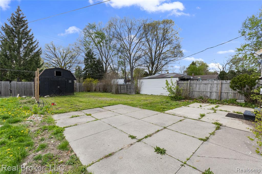 4637 University Place, Detroit, MI 48224 — Photo 22