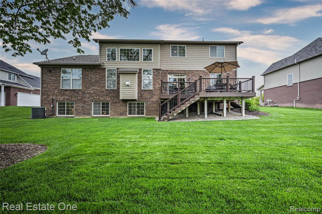 52689 Aspen Drive, South Lyon, MI 48178 — Photo 49