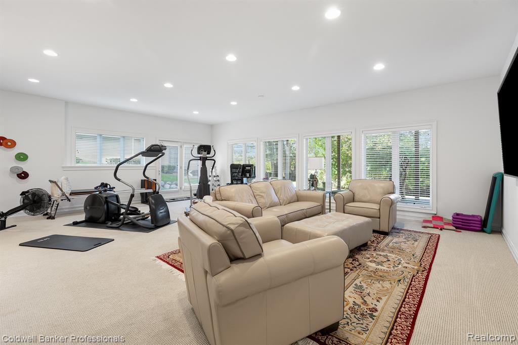 5040 OAKBROOKE Drive, West Bloomfield, MI 48323 — Photo 21