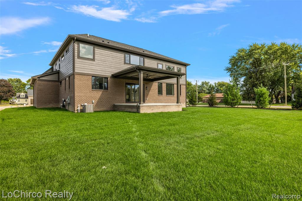 49001 Wingfield Drive, Macomb, MI 48044 — Photo 73