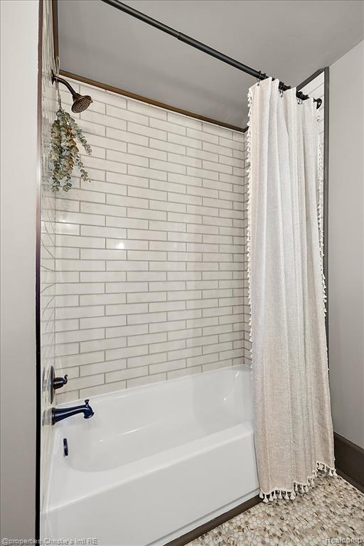 913 Chicago Boulevard, Detroit, MI 48202 — Photo 47