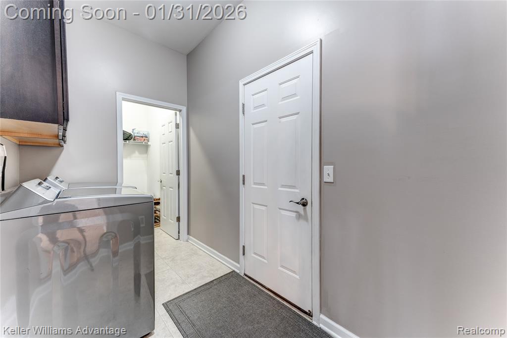 51332 E Bourne Terrace, Novi, MI — Photo 16