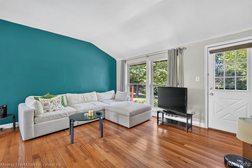 2655 Whitewood Street - Photo 5