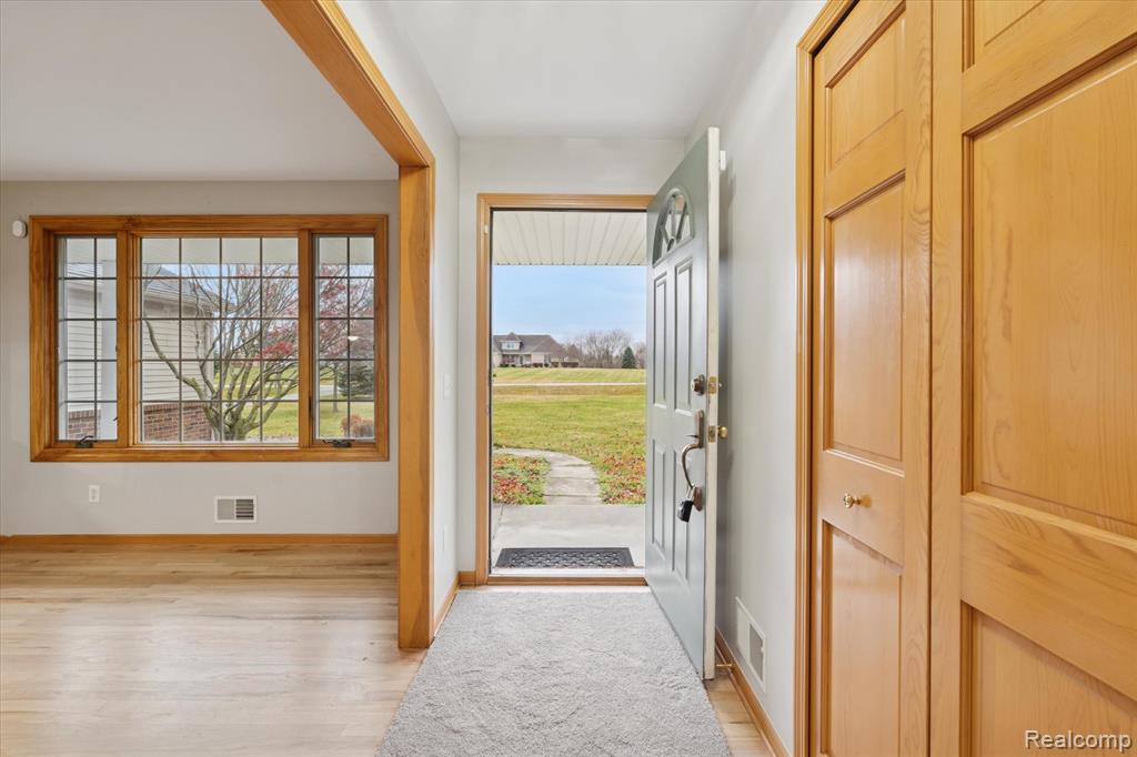 7183 Miller Lane, Grand Blanc, MI 48439 — Photo 6