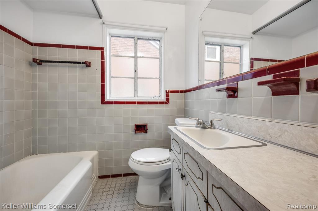 16260 Collingham Drive, Detroit, MI 48205 — Photo 12