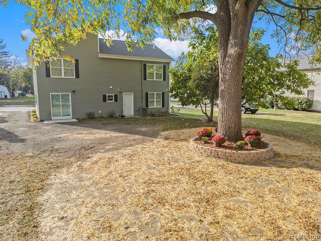 105 S Comstock Street, Corunna, MI 48817 — Photo 50