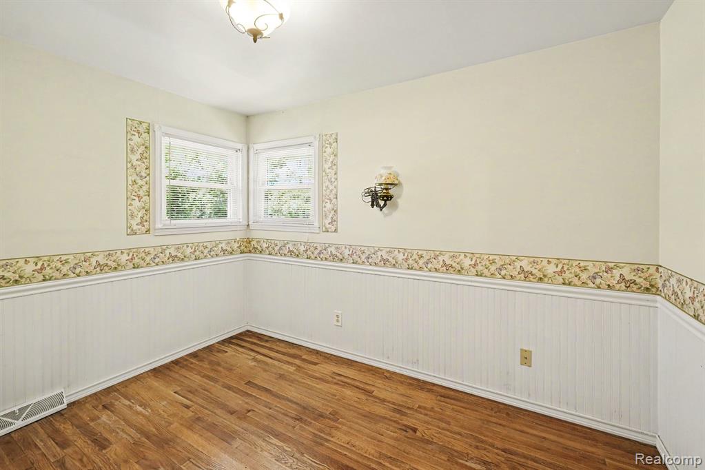4023 S Genesee Road, Grand Blanc, MI 48439 — Photo 23