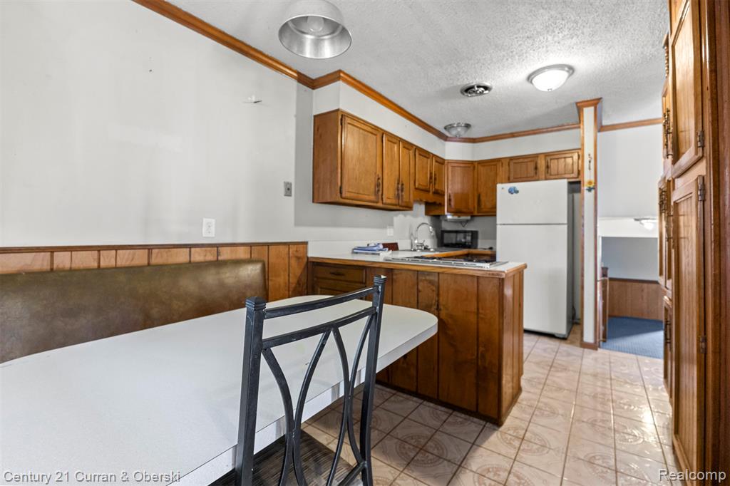 8319 Ziegler Street, Taylor, MI 48180 — Photo 13