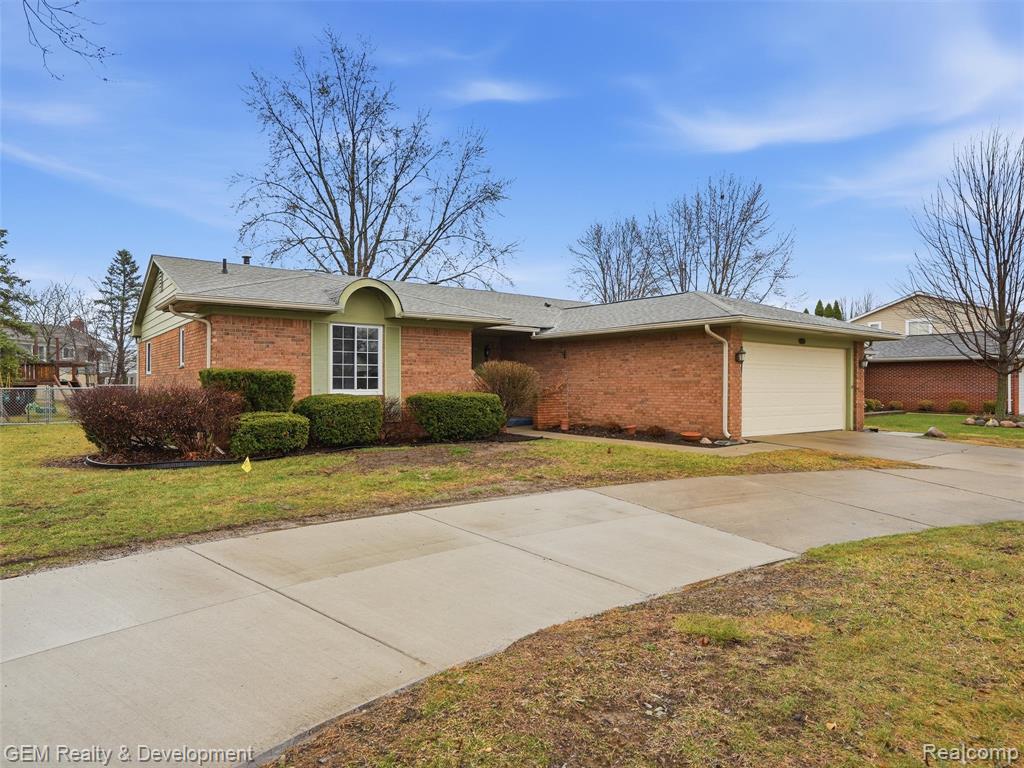 6366 Winter Drive, Canton, MI 48187 — Photo 2