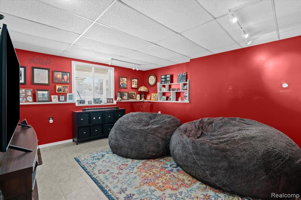 1234 Hudson Drive, Howell, MI 48843 — Photo 19