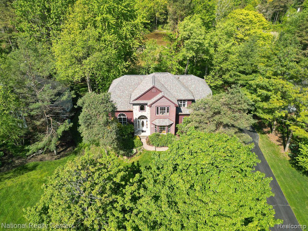 7914 BROOKWOOD Drive, Clarkston, MI 48348 — Photo 43