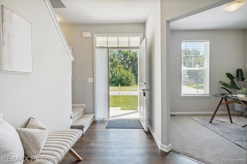 4465 Daniel, Grand Blanc, MI 48439 — Photo 2