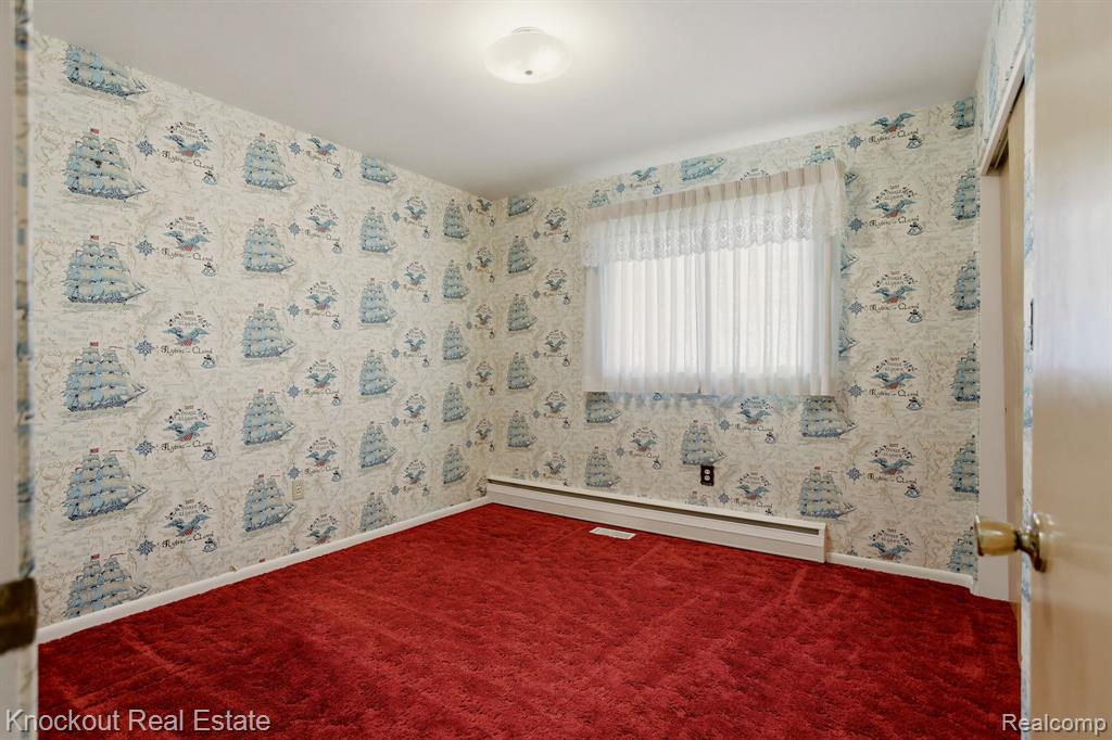 275 S Airport Road, Saginaw, MI 48601 — Photo 25
