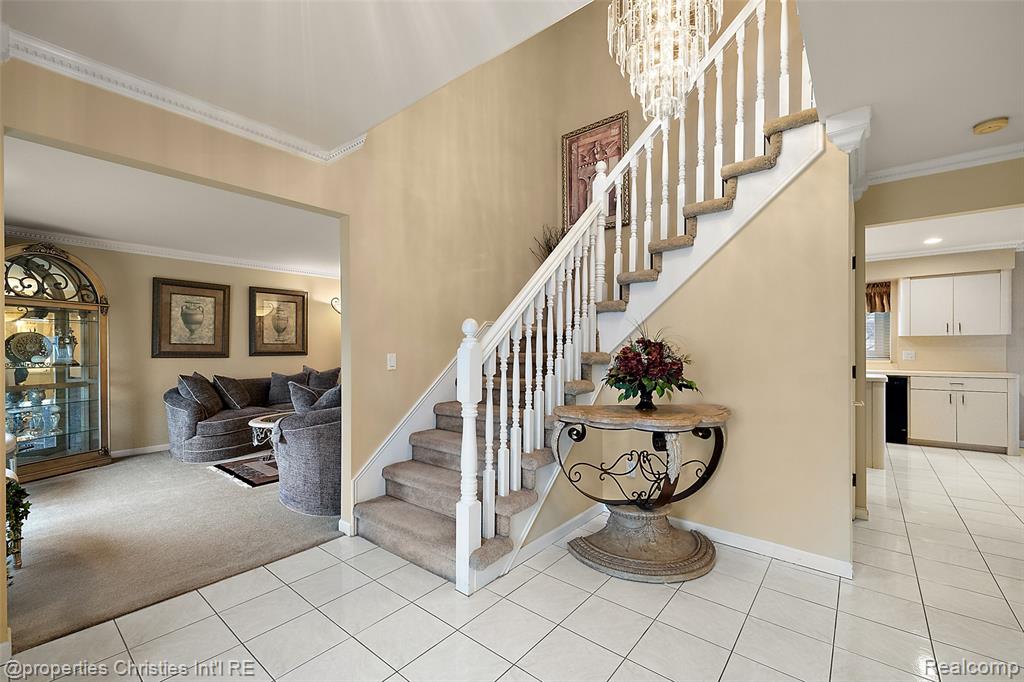 43159 La Bouquet Court, Sterling Heights, MI 48314 — Photo 17