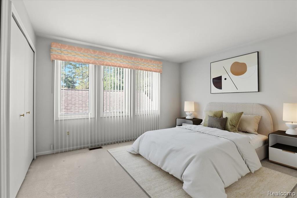 24066 Bingham Pointe Drive, 11, Bingham Farms, MI 48025 — Photo 19