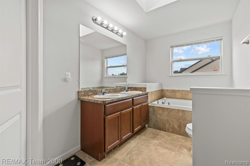 9019 Elbert Drive, Romulus, MI 48174 — Photo 18
