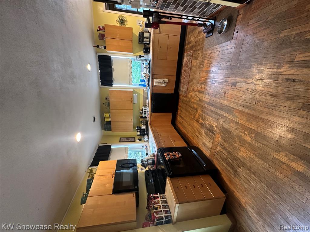 405 Shortridge Avenue, Rochester Hills, MI 48307 — Photo 10