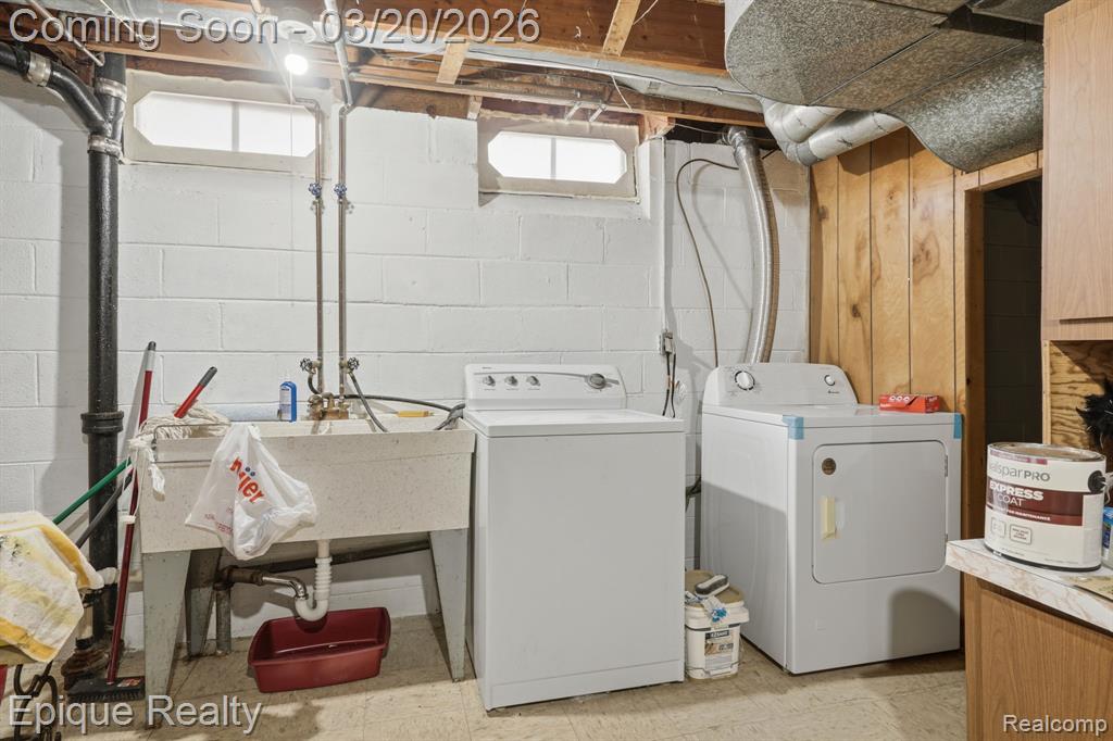 4272 Gunther Drive, Sterling Heights, MI 48310 — Photo 24
