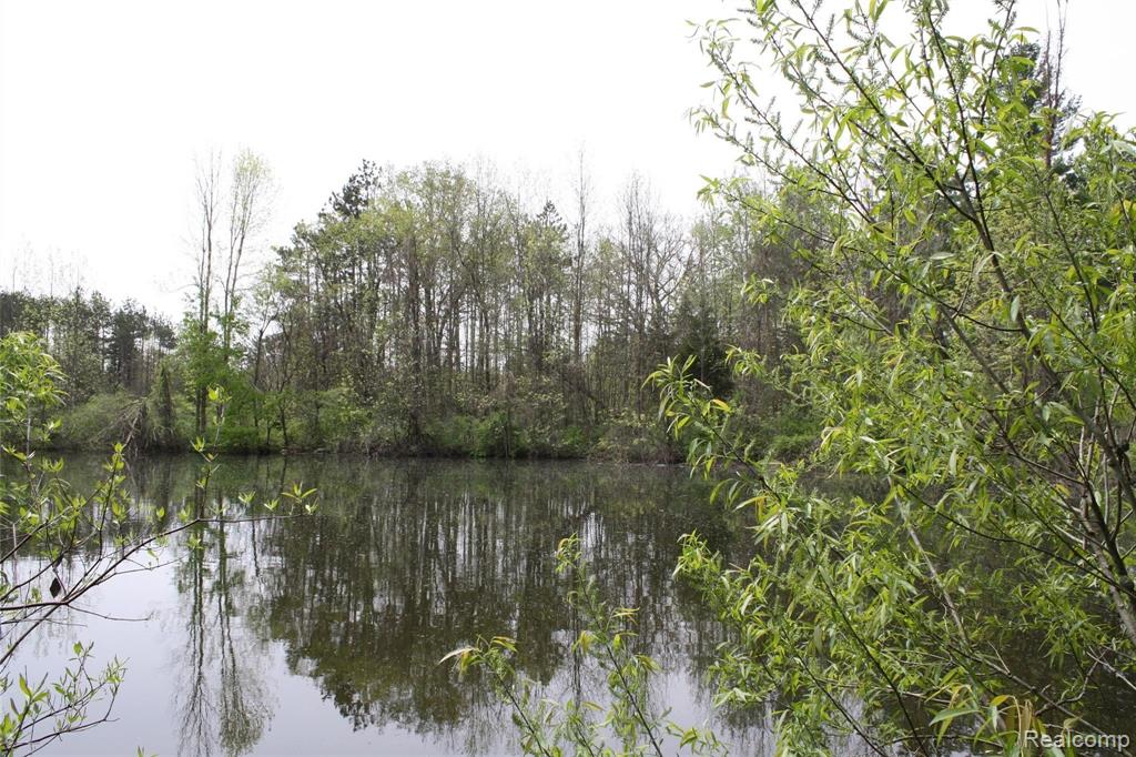 00 VL Waterside Lane