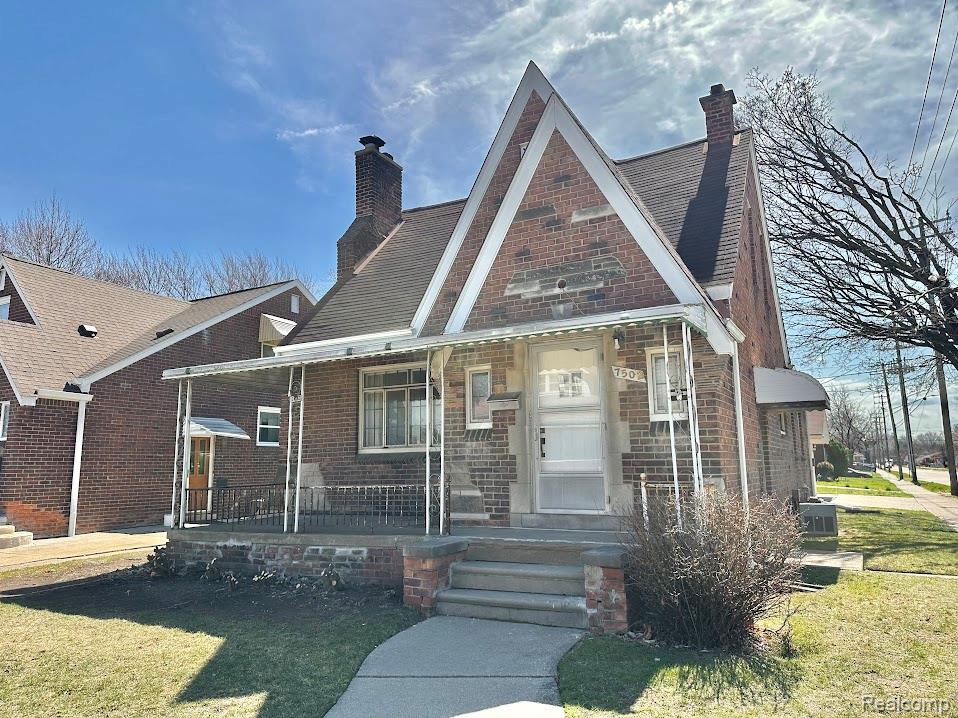 7502 Coolidge, Center Line, MI 48015 — front exterior