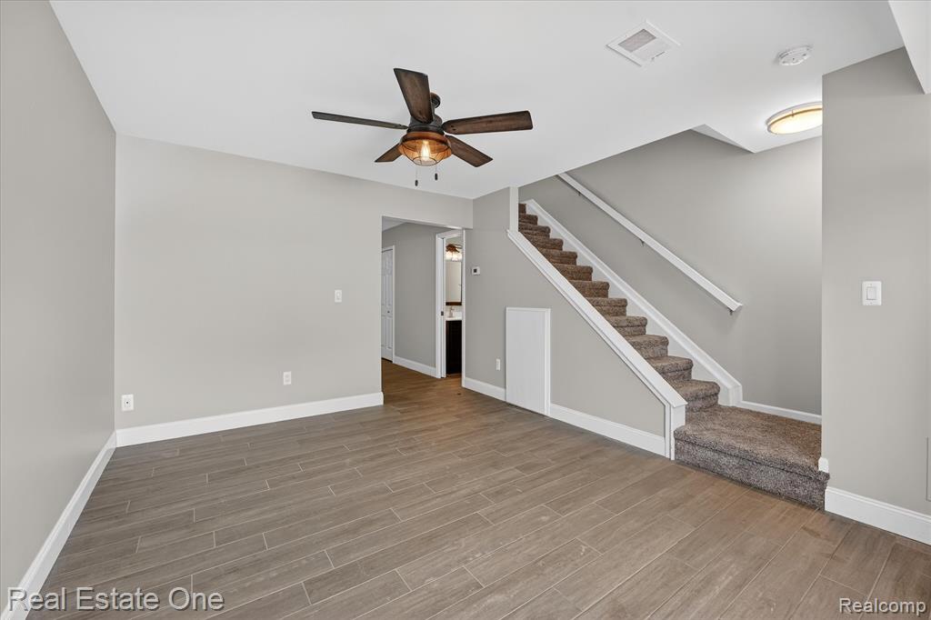 874 N Main Street, Milford, MI 48381 — Photo 6
