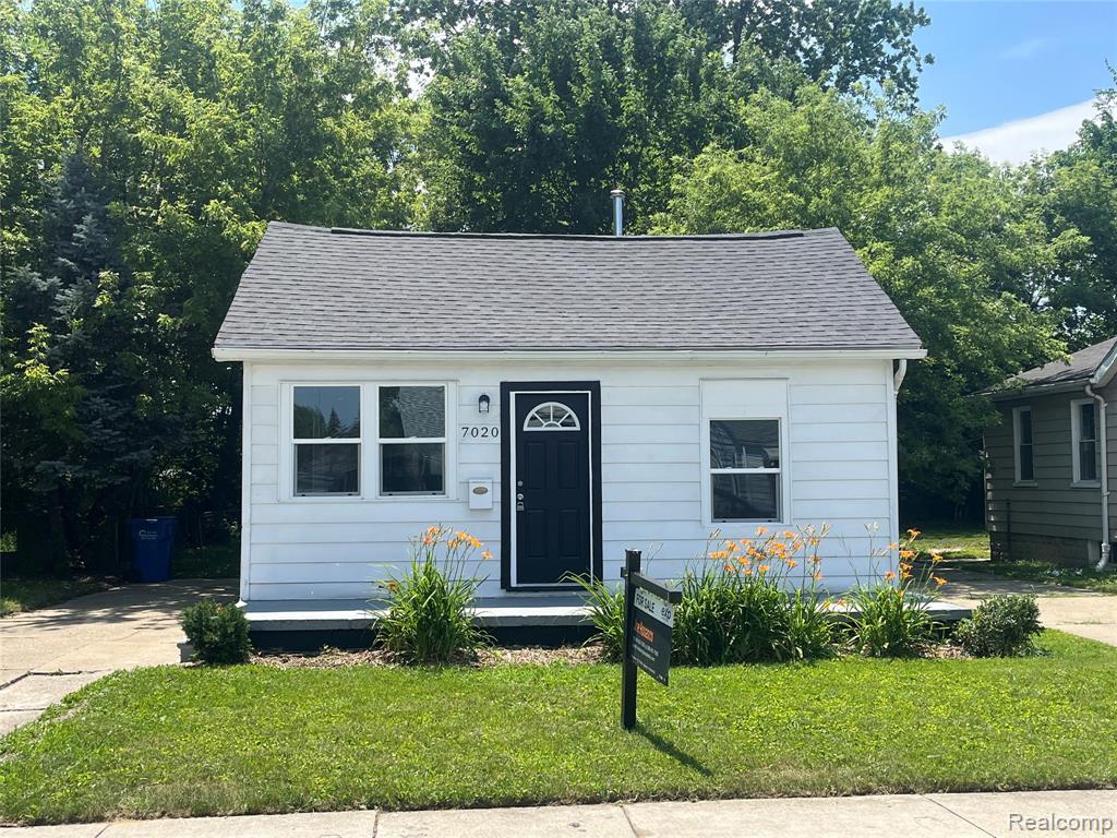7020 PACKARD Avenue, Warren, MI 48091 — Photo 2