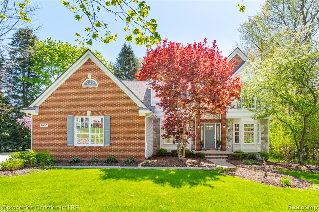 2005 N Splitstone Drive, Pinckney, MI 48169