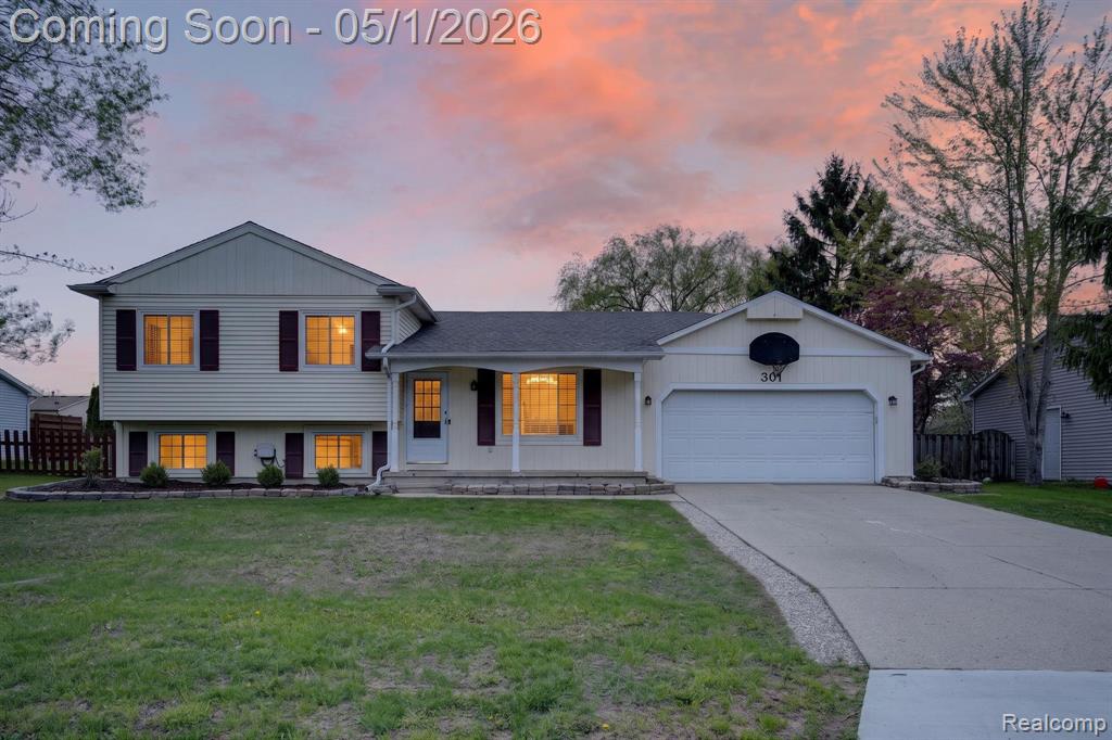 301 Lindenwood Drive, Linden, MI 48451 — front exterior