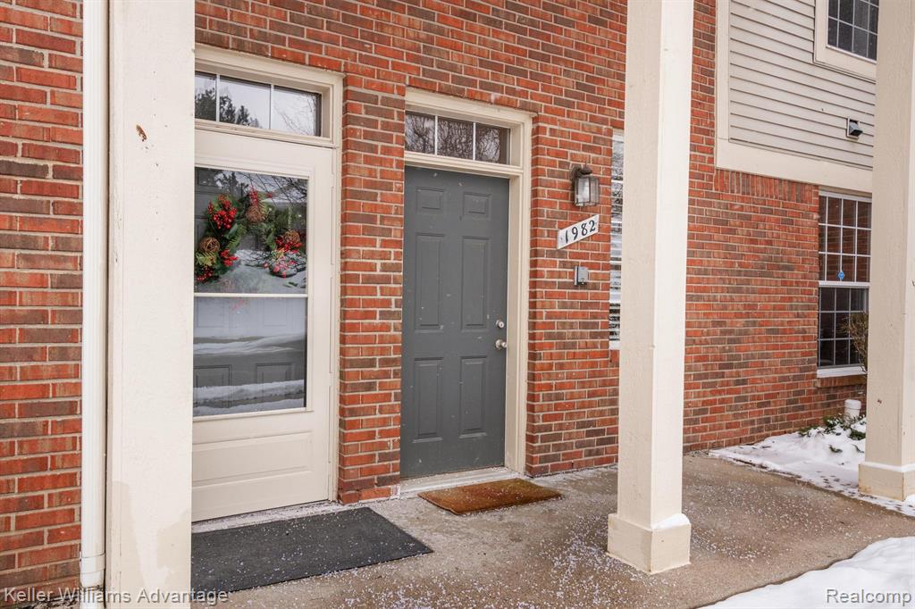 1982 Flagstone Circle, Rochester, MI 48307 — Photo 3