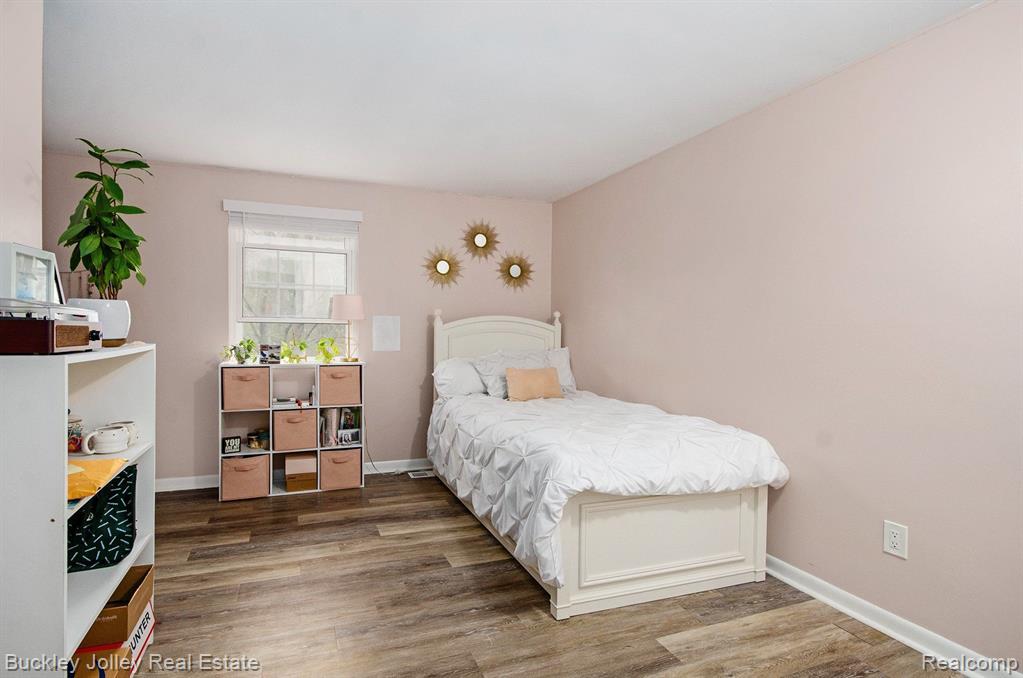 5178 FOREST VIEW Court, Brighton, MI 48116 — Photo 9