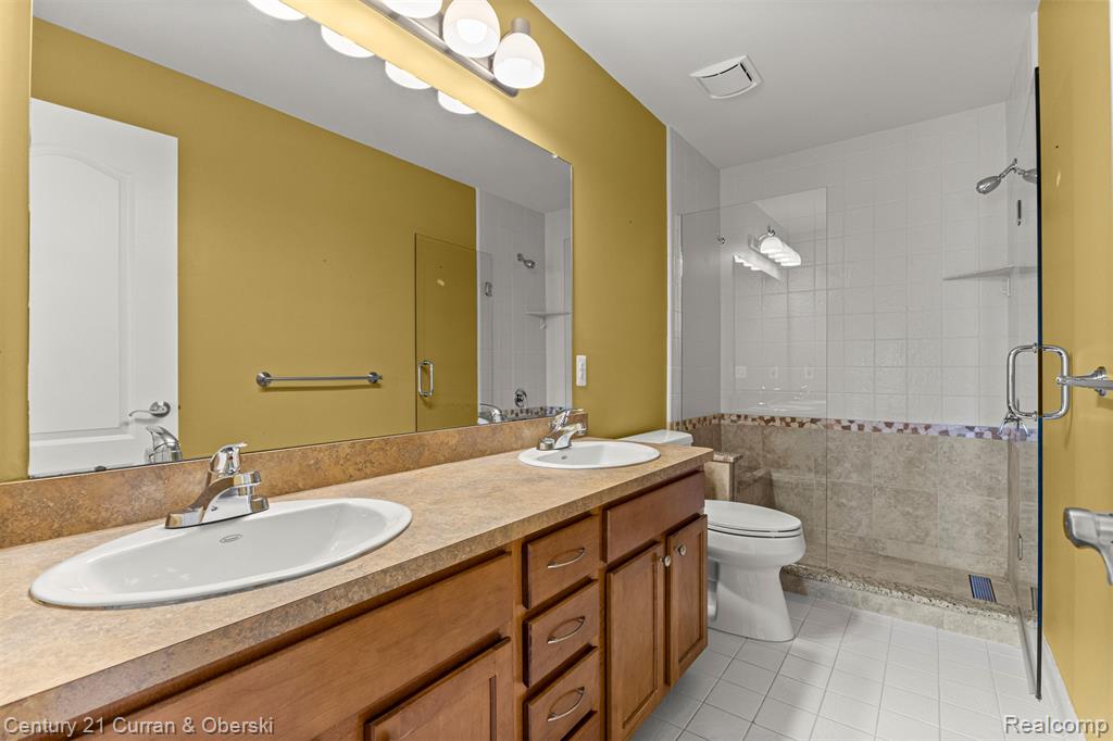 50034 VENICE Court, Northville, MI — Photo 11
