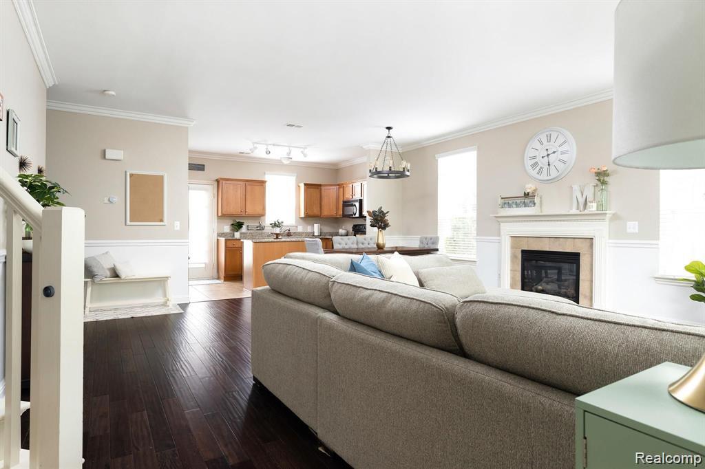 45630 Altz Street, Utica, MI 48315 — Photo 5