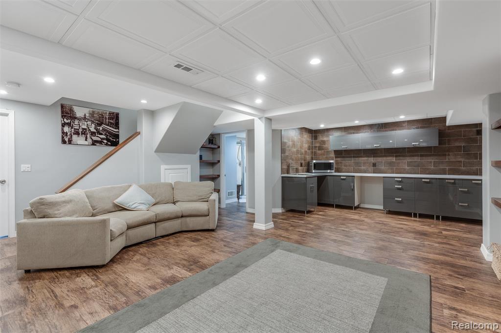 793 Box Canyon Court, Rochester Hills, MI 48309 — Photo 38