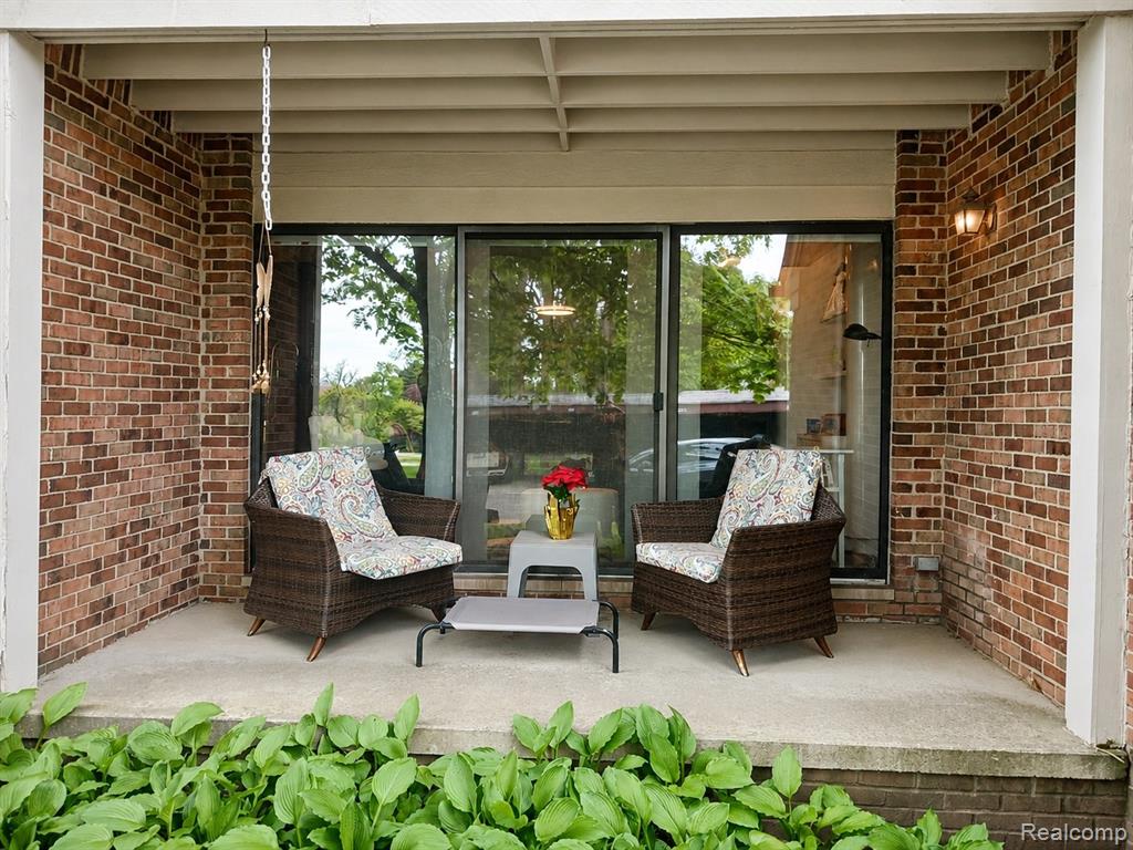 29539 Pine Ridge Circle, Farmington Hills, MI 48331 — Photo 5