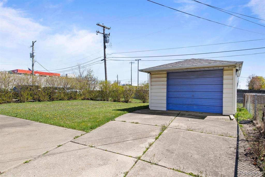 7110 NORMILE Street, Dearborn, MI 48126 — Photo 32