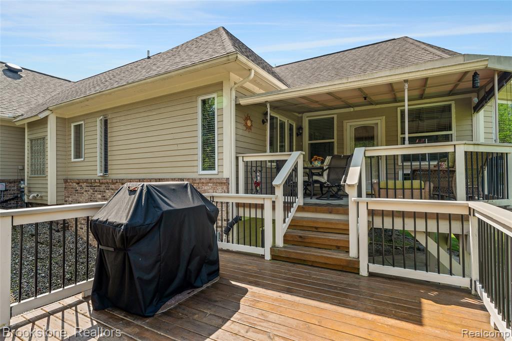 970 Moldovia Drive, White Lake, MI — Photo 32