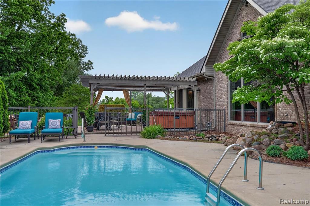 18974 Riverway Court, Clinton Twp, MI 48038 — Photo 6