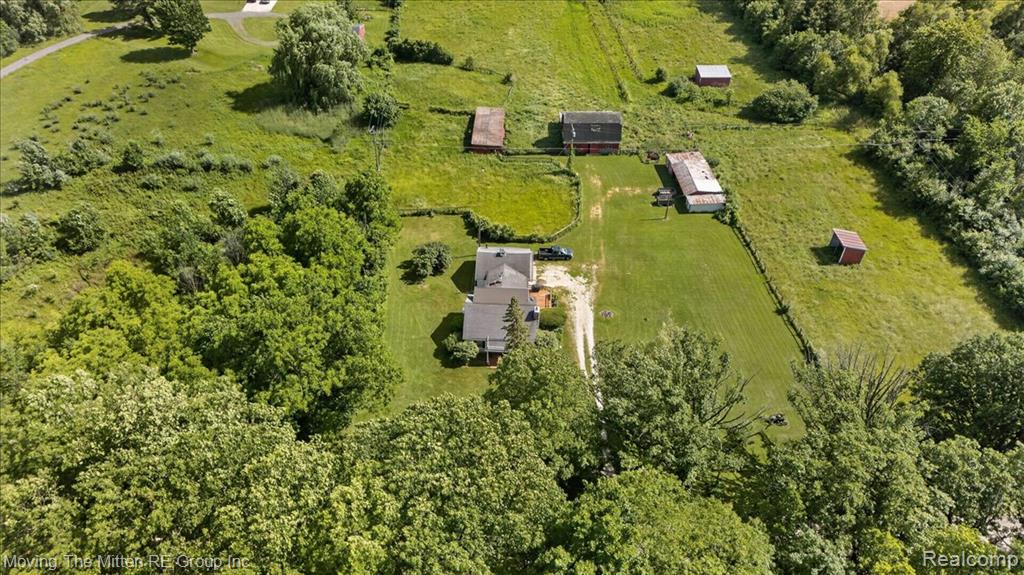6390 Brookville Road, South Lyon, MI 48178 — Photo 32