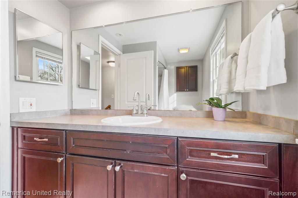 26028 Blossom Lane, Grosse Ile, MI 48138 — Photo 42