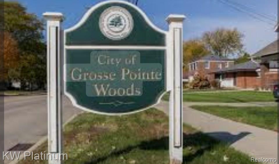 1381 Brys Drive, Grosse Pointe Woods, MI 48236 — Photo 17