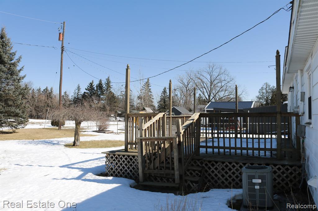 424 W CEDAR Street, Standish, MI 48658 — Photo 33