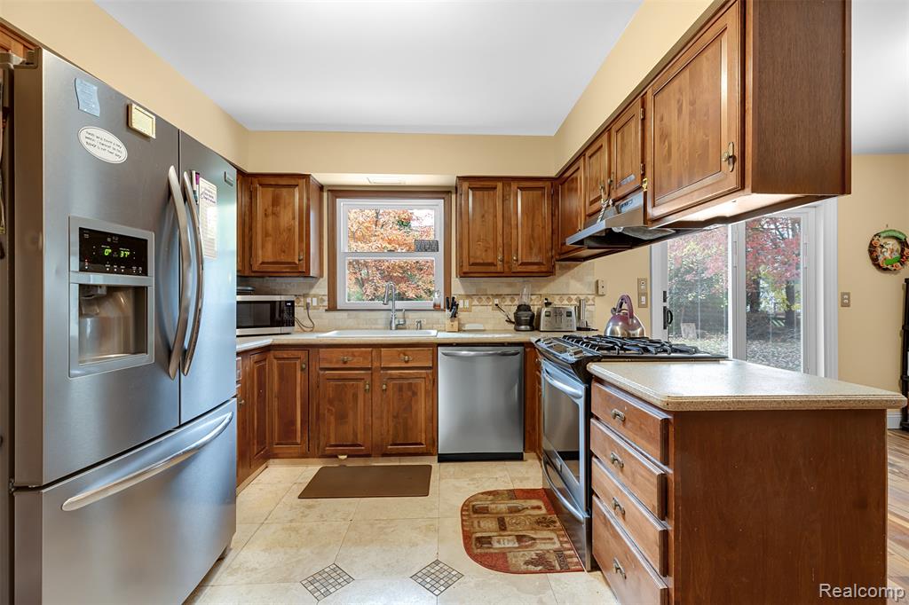 8855 Ferry Road, Grosse Ile, MI 48138 — Photo 8