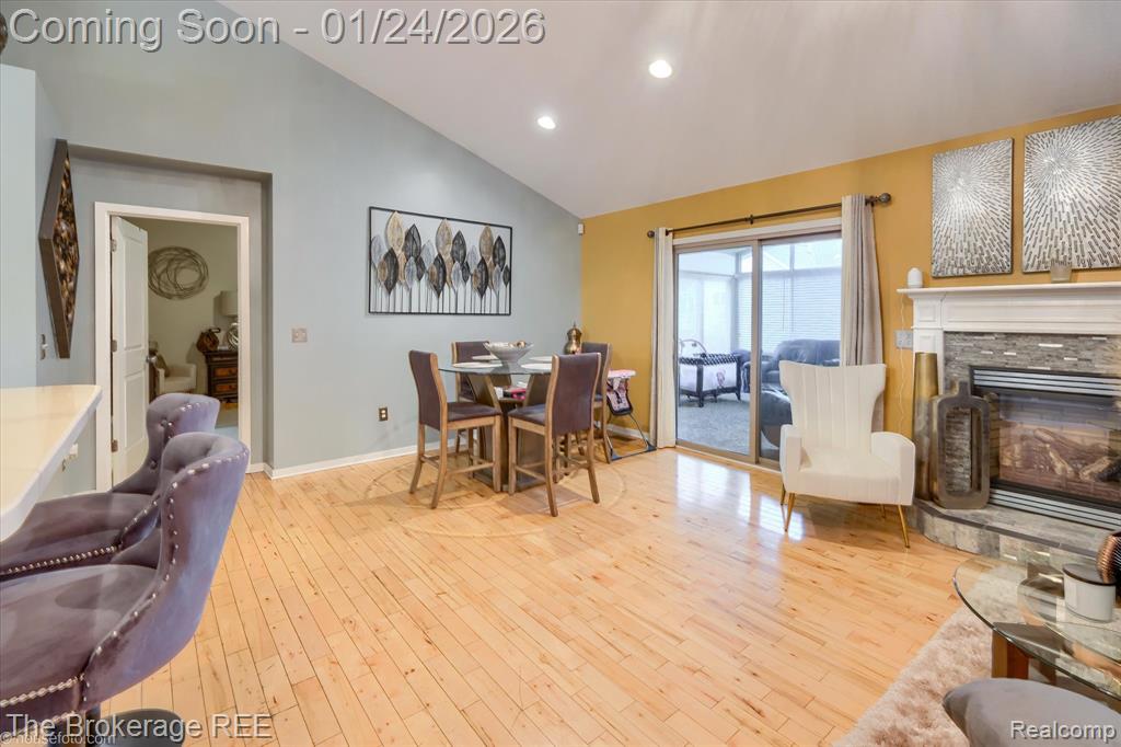 7095 Woods West Drive, Flushing, MI 48433 — Photo 14