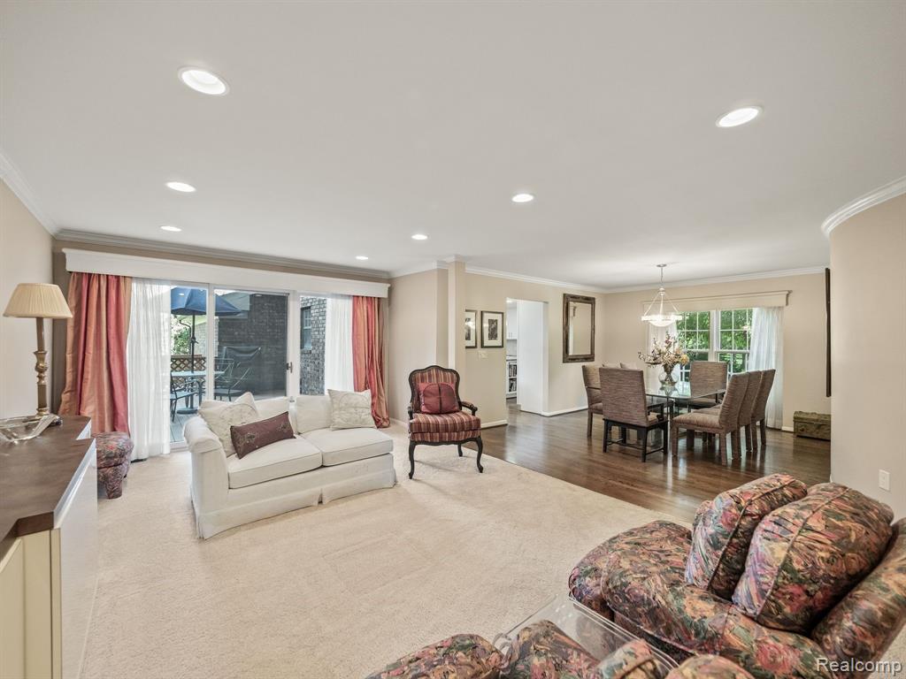 4410 KNIGHTSBRIDGE Lane, West Bloomfield, MI 48323 — Photo 5