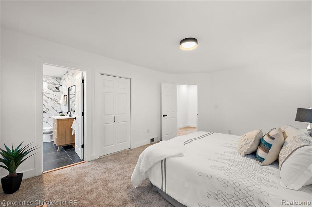 5040 Balfour Road, Detroit, MI 48224 — Photo 24
