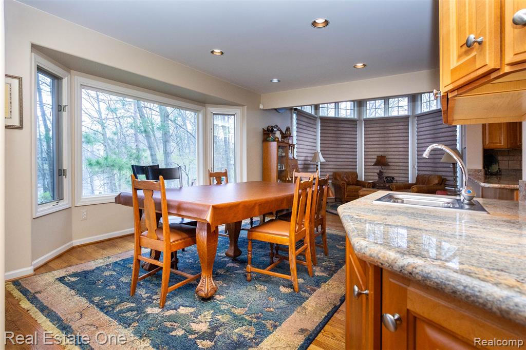 10215 Mill Pointe Drive, Goodrich Vlg, MI — Photo 15